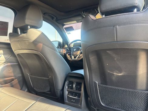 Used 2021 BMW 330i Sedan w/ Convenience Package image 20