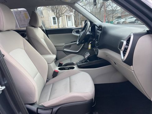 Certified 2023 Kia Soul LX image 23