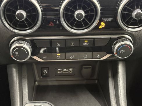 Used 2024 Nissan Sentra SV image 16