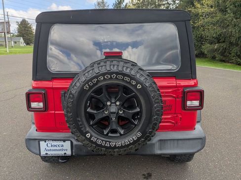 Used 2022 Jeep Wrangler Unlimited Sport AWD/4WD image 6