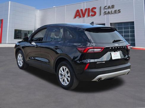 Used 2025 Ford Escape Active AWD/4WD image 3