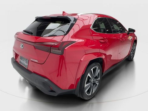 Used 2024 Lexus UX 250h FWD w/ Premium Package image 7