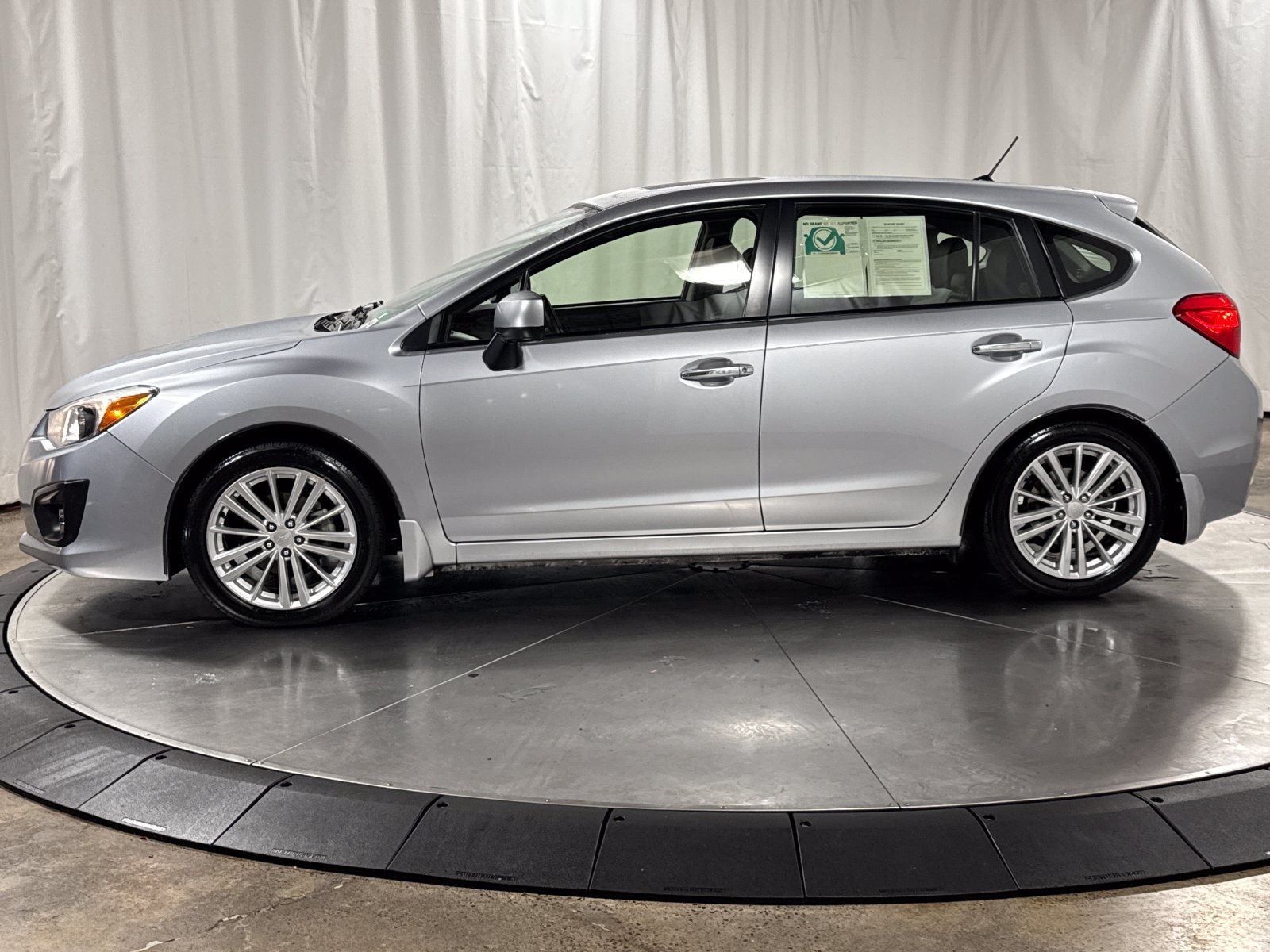 Used 2013 Subaru Impreza 2.0i Limited w/ Popular Pkg 1 AWD/4WD image 8
