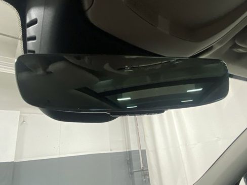 Used 2025 Volvo XC60 B5 Plus image 28