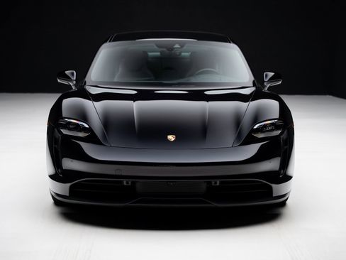 Used 2022 Porsche Taycan 4S image 7