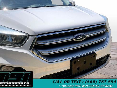 Used 2017 Ford Escape SE AWD/4WD image 28