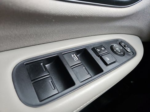 Used 2016 Honda HR-V LX image 22