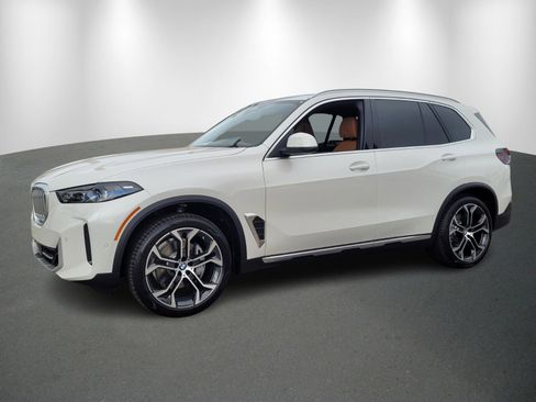 New 2026 BMW X5 xDrive40i image 3