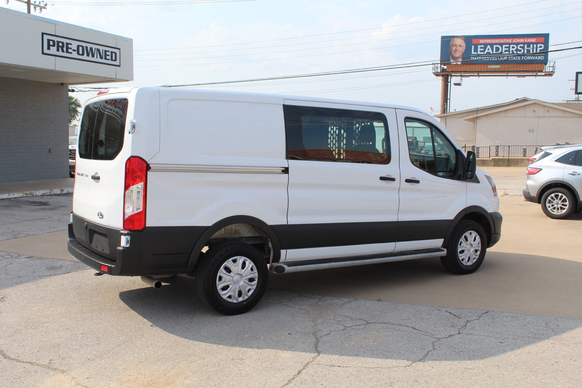 Used 2025 Ford Transit 250 Low Roof w/ Exterior Upgrade Package RWD image 4
