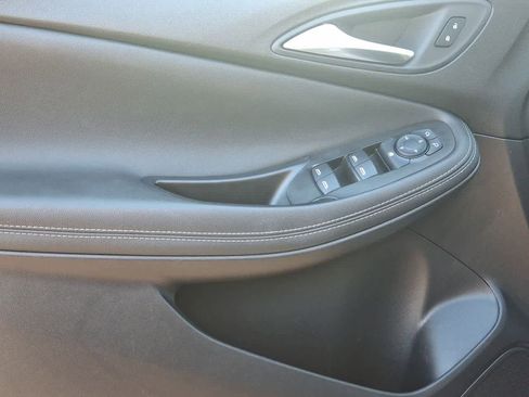 Used 2024 Buick Encore GX Sport Touring image 16