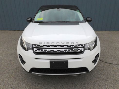 Used 2018 Land Rover Discovery Sport HSE image 8