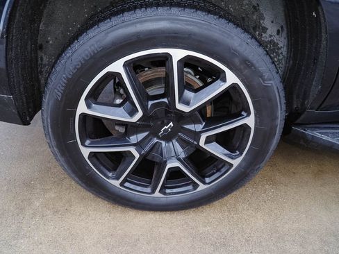 Used 2023 Chevrolet Tahoe RST w/ Sport Performance Package image 35