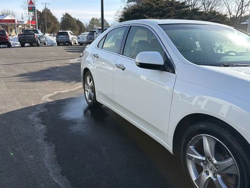 Used 2013 Acura TSX Sedan image 9
