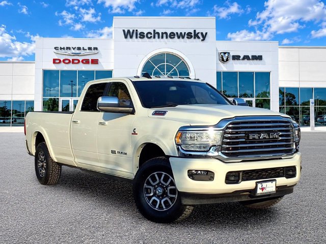 Used 2022 RAM 3500 Limited AWD/4WD image 1