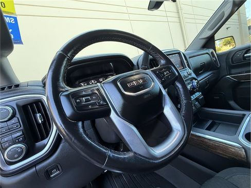 Used 2022 GMC Sierra 1500 Elevation w/ Preferred Package AWD/4WD image 13