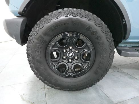 Certified 2022 Ford Bronco Wildtrak AWD/4WD image 36
