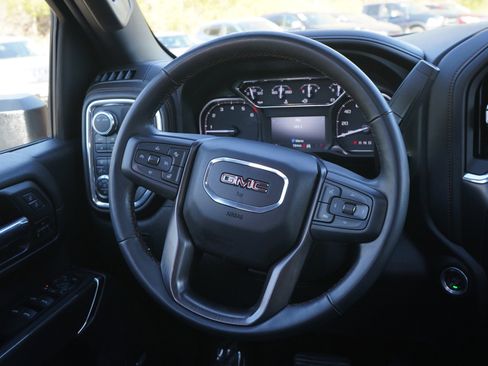 Used 2023 GMC Sierra 2500 AT4 w/ AT4 Preferred Package AWD/4WD image 17