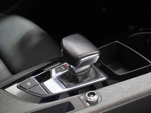 Used 2023 Audi A4 2.0T Premium w/ Convenience Package AWD/4WD image 19