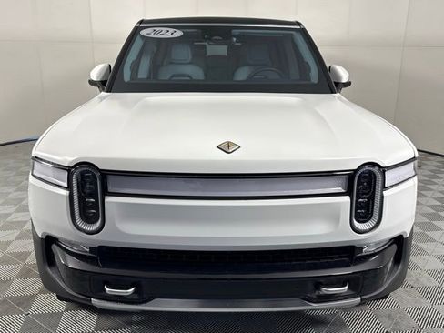 Used 2023 Rivian R1S Launch Edition image 10