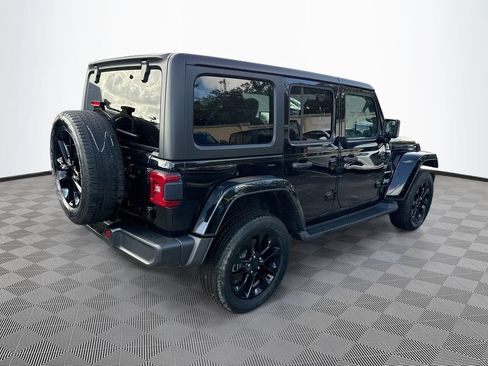 Used 2023 Jeep Wrangler Unlimited Sahara AWD/4WD image 6