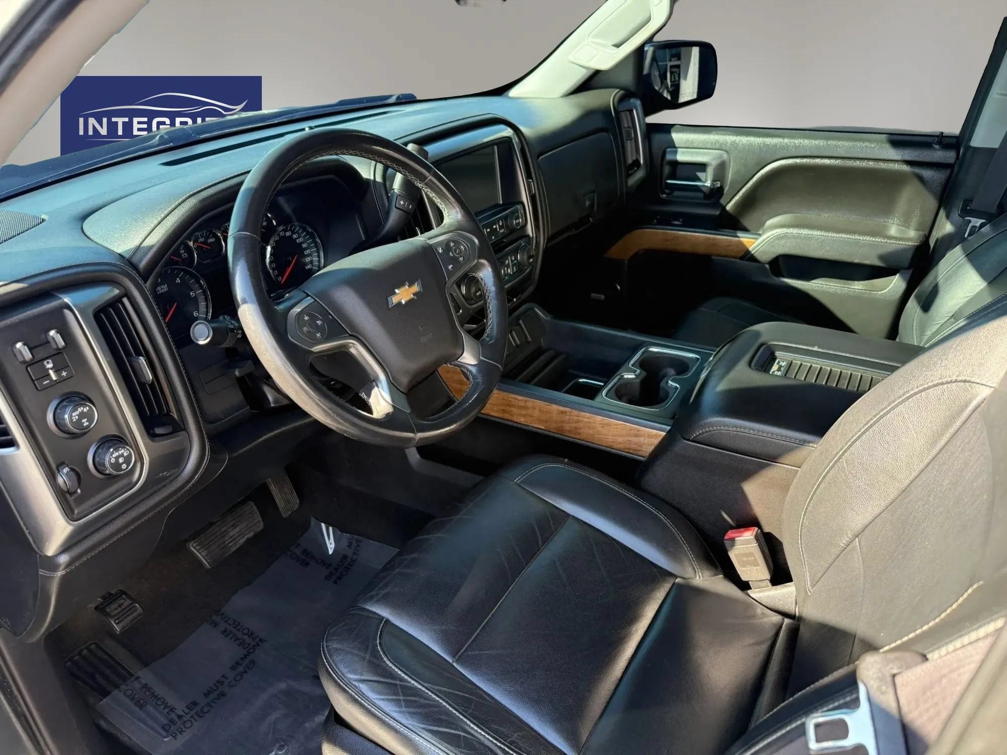 Used 2017 Chevrolet Silverado 1500 LTZ w/ Sport Package AWD/4WD image 11