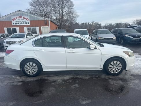 Used 2010 Honda Accord LX image 4