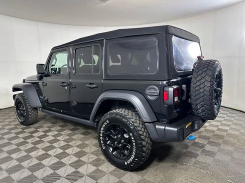 Used 2023 Jeep Wrangler Unlimited w/ Cold Weather Group image 5