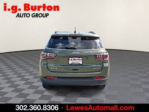 Used 2021 Jeep Compass Sport image 5