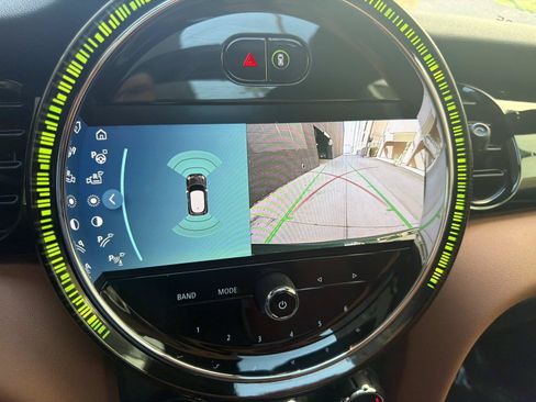Used 2024 MINI Cooper SE FWD image 23