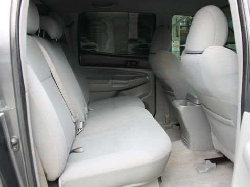 Used 2011 Toyota Tacoma PreRunner w/ TRD Sport Pkg w/JBL Audio image 16