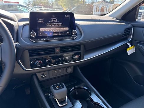 New 2026 Nissan Rogue SV image 18