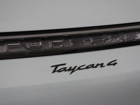 Certified 2025 Porsche Taycan 4 Cross Turismo image 22