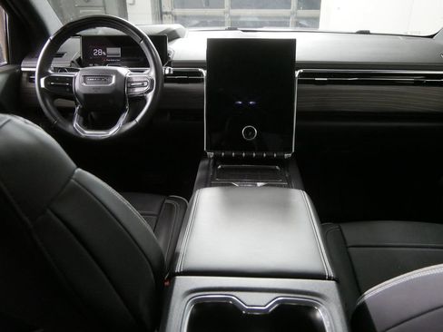Used 2024 GMC Sierra EV Denali AWD/4WD image 25