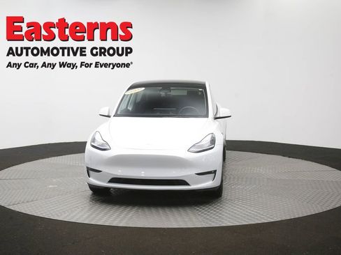 Used 2022 Tesla Model Y Long Range AWD/4WD image 47