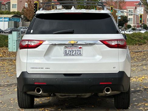 Used 2018 Chevrolet Traverse LT image 5