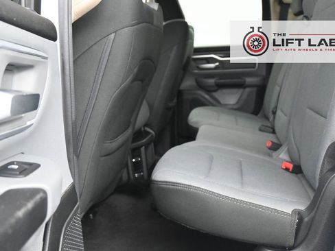 Used 2020 RAM 1500 Big Horn AWD/4WD image 13