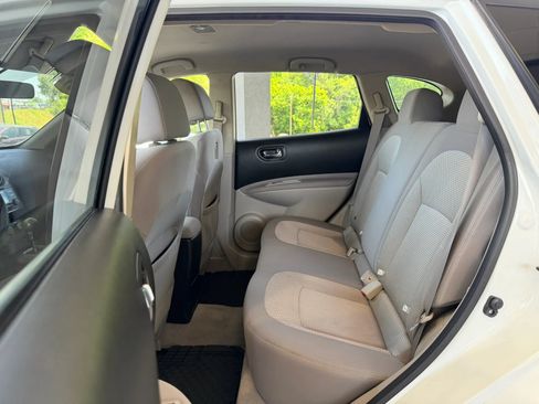 Used 2012 Nissan Rogue SV AWD/4WD image 19