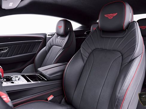 Used 2024 Bentley Continental GT AWD/4WD image 49
