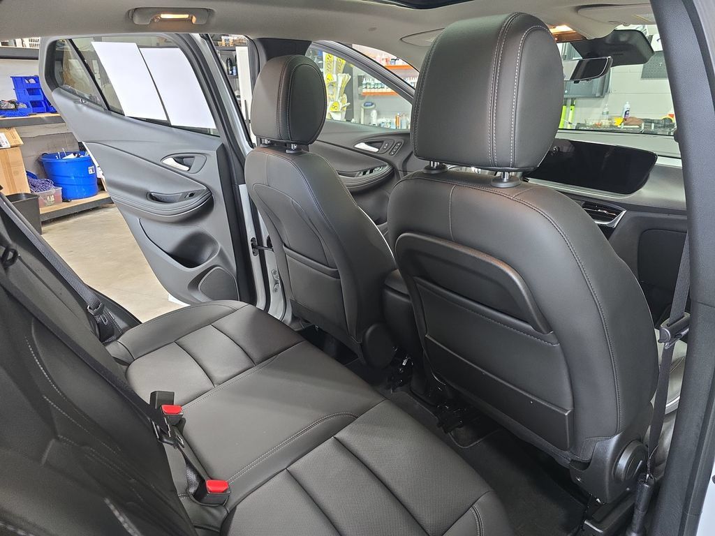Certified 2024 Buick Encore GX Avenir w/ Avenir Technology Package AWD/4WD image 11