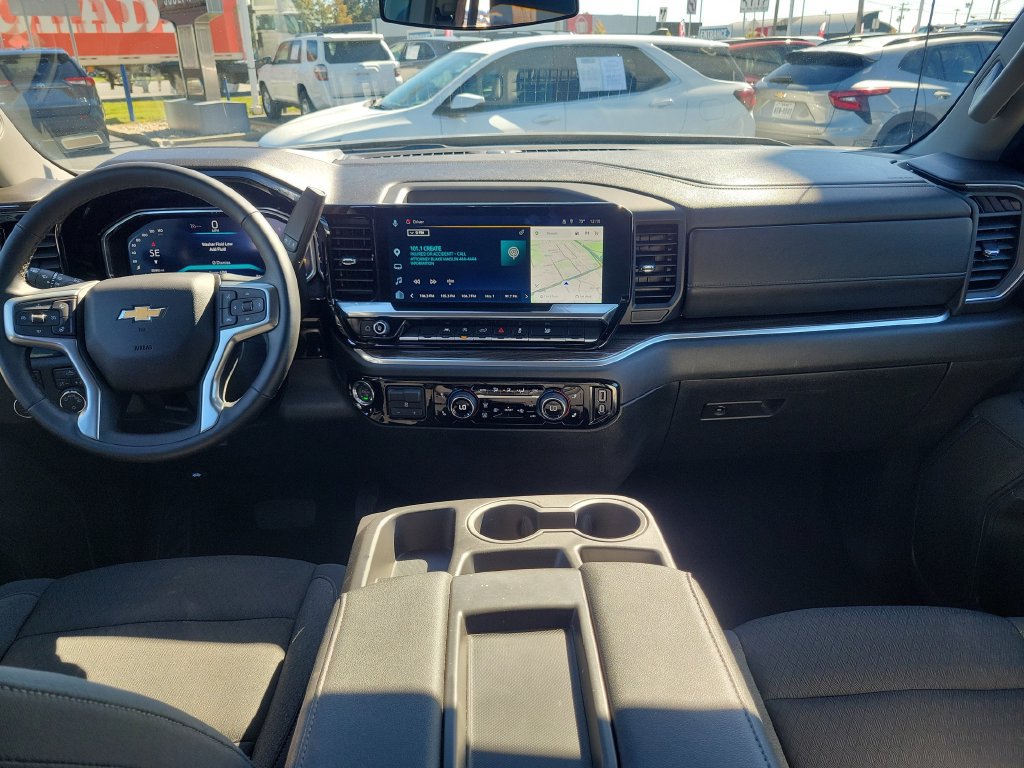 Used 2026 Chevrolet Silverado 1500 LT AWD/4WD image 13