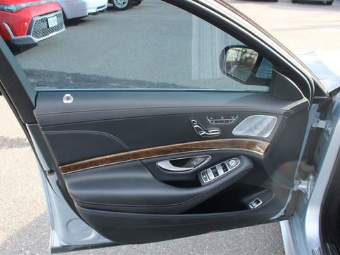 Used 2015 Mercedes-Benz S 550 4MATIC Sedan image 12