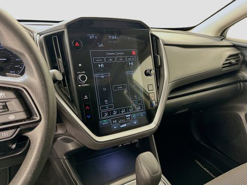 Used 2024 Subaru Crosstrek 2.0i Premium image 23