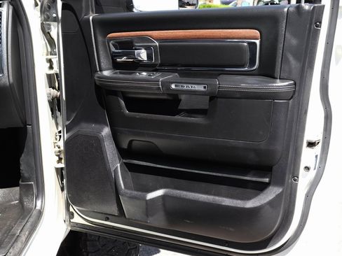 Used 2018 RAM 2500 Laramie image 43