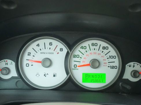 Used 2007 Ford Escape XLT image 32