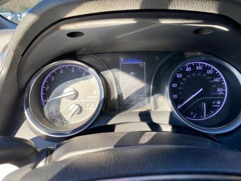 Used 2020 Toyota Camry SE image 17