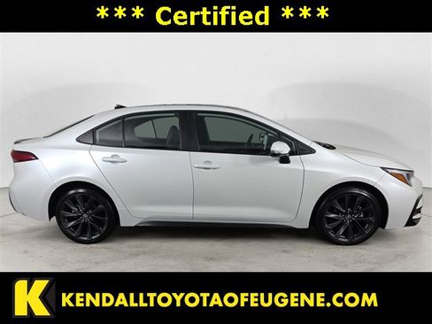 Certified 2025 Toyota Corolla XSE image 6