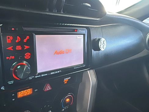 Used 2013 Scion FR-S RWD image 21