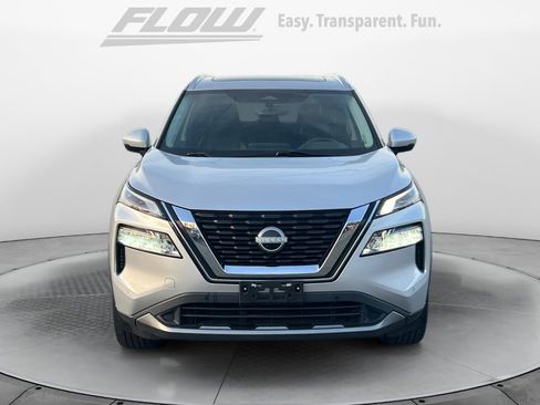 Used 2023 Nissan Rogue SL w/ SL Premium Package image 2