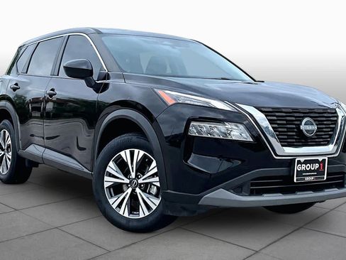 Certified 2023 Nissan Rogue SV image 3