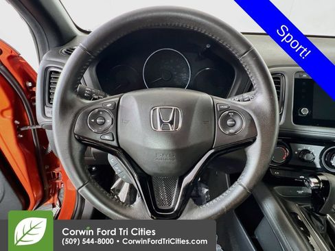 Used 2020 Honda HR-V Sport image 8